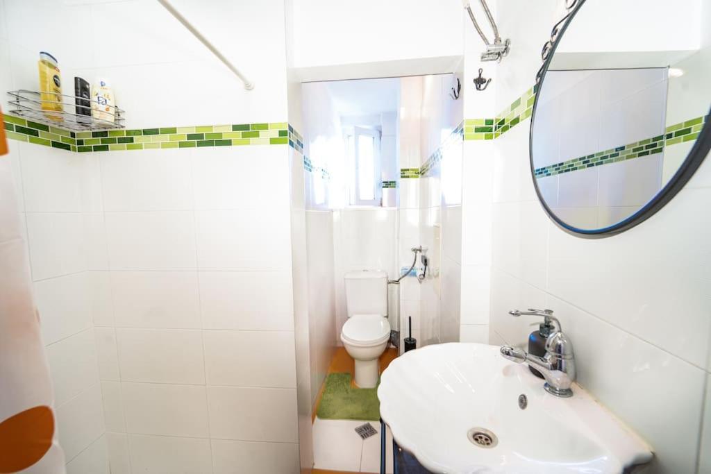 Central Apartment 2Bd Next To Vitosha Bul. Sofia Exterior photo