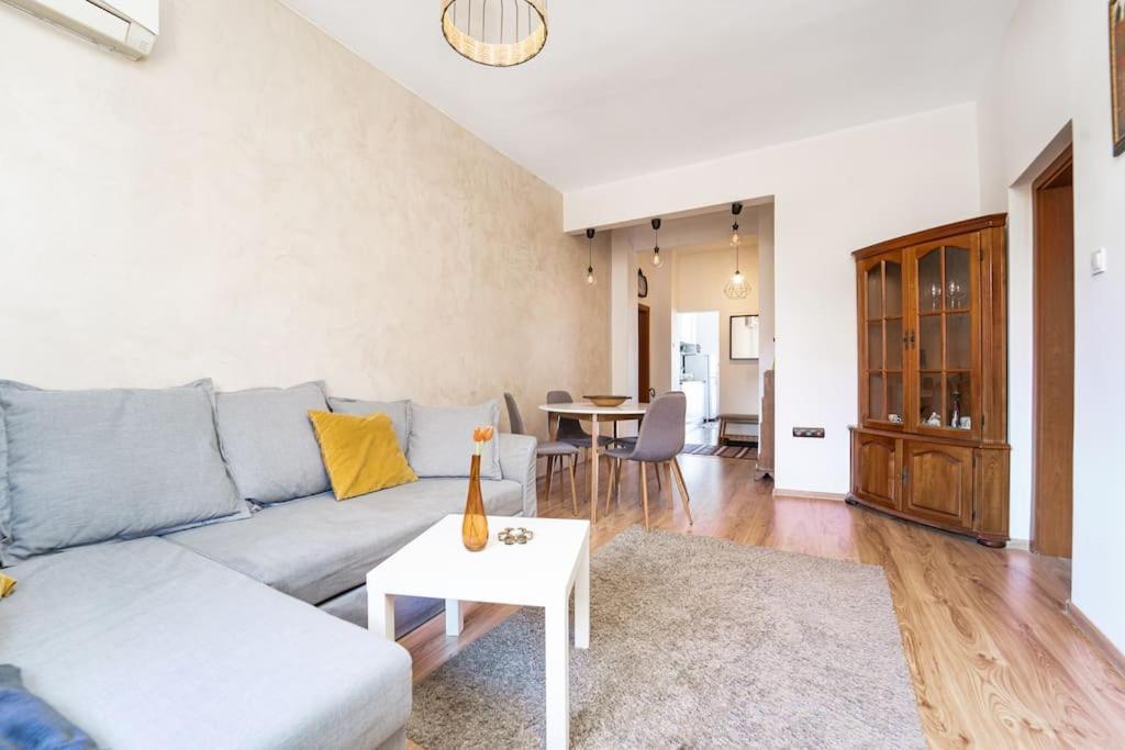 Central Apartment 2Bd Next To Vitosha Bul. Sofia Exterior photo